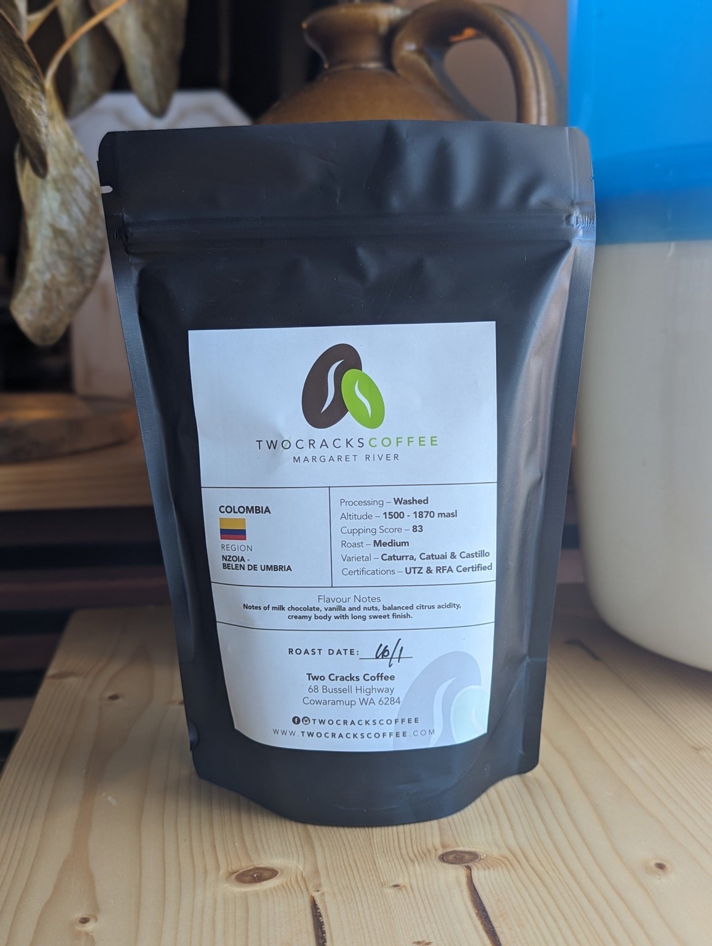 TWO CRACKS COFFEE BEANS - COLOMBIA - #shop_name - Pantry - -Two Cracks Coffee